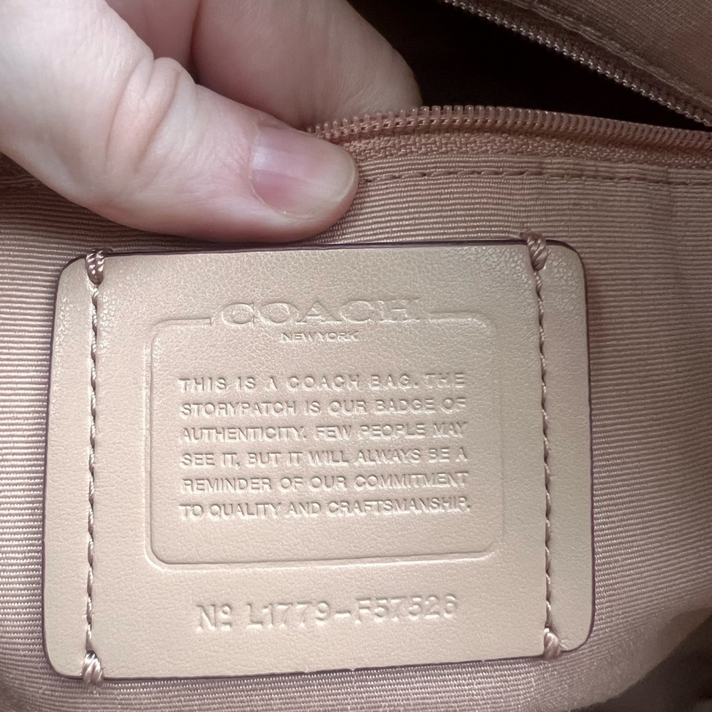 Coach Ava Crossgrain Leather Tote with Structured Design - F57526 - Soft Pink - Picture 7 of 7